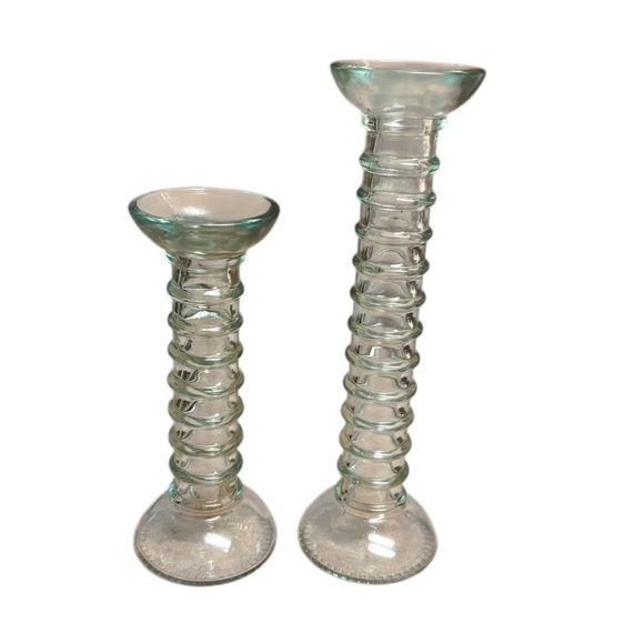 Set of 2 - Vintage La Mediterranea Recycled Clear/Green Glass Candlesticks. - Picture 2 of 5